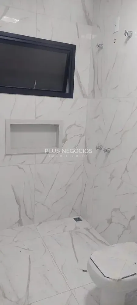 Casa, 3 quartos, 240 m² - Foto 1