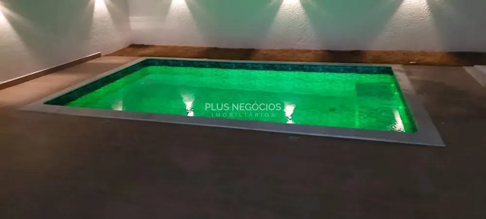 Casa, 3 quartos, 240 m² - Foto 8