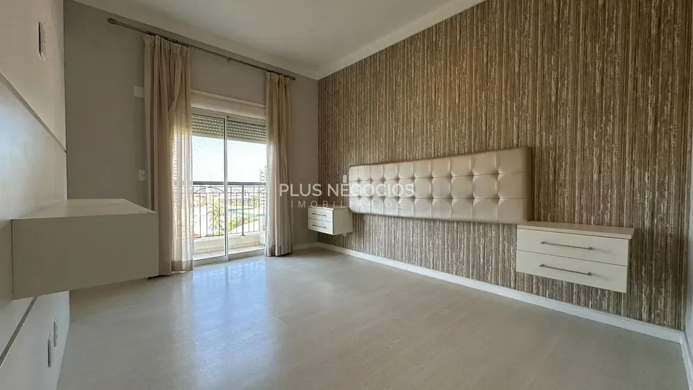 Apartamento, 3 quartos, 190 m² - Foto 2