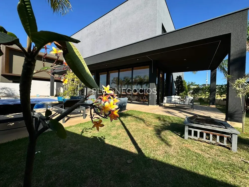 Casa, 5 quartos, 466 m² - Foto 1