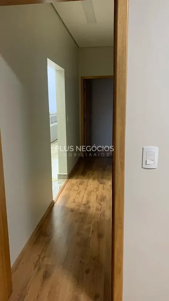 Casa, 3 quartos, 180 m² - Foto 2