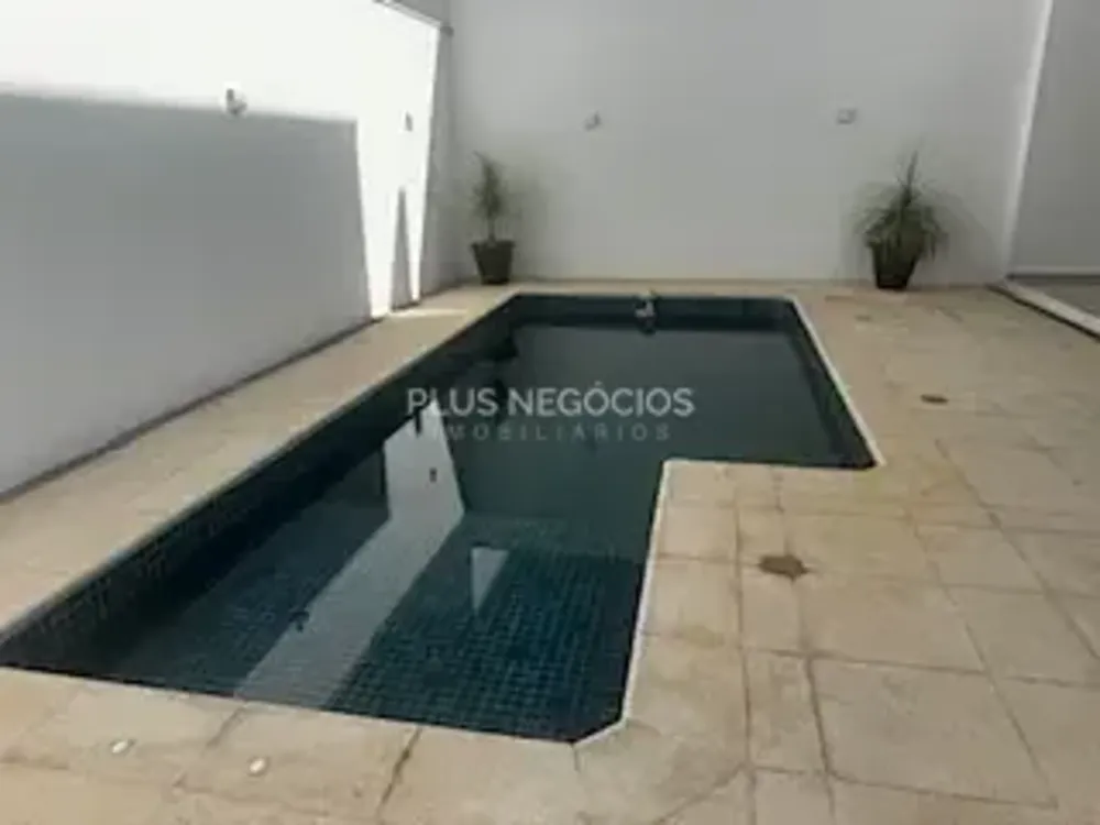 Casa, 3 quartos, 370 m² - Foto 1