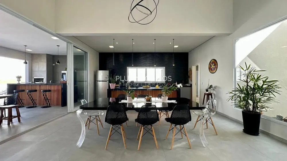 Casa, 3 quartos, 330 m² - Foto 3