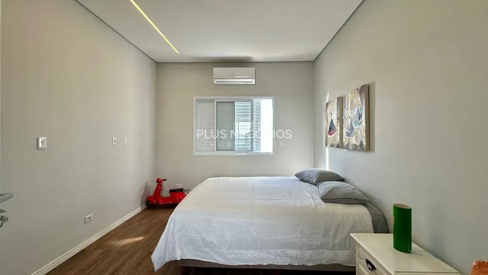 Casa, 3 quartos, 330 m² - Foto 4