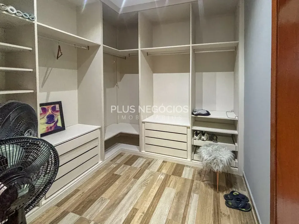 Casa, 4 quartos, 360 m² - Foto 4
