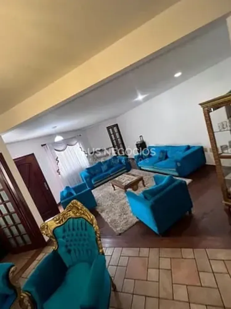Casa, 4 quartos, 250 m² - Foto 4