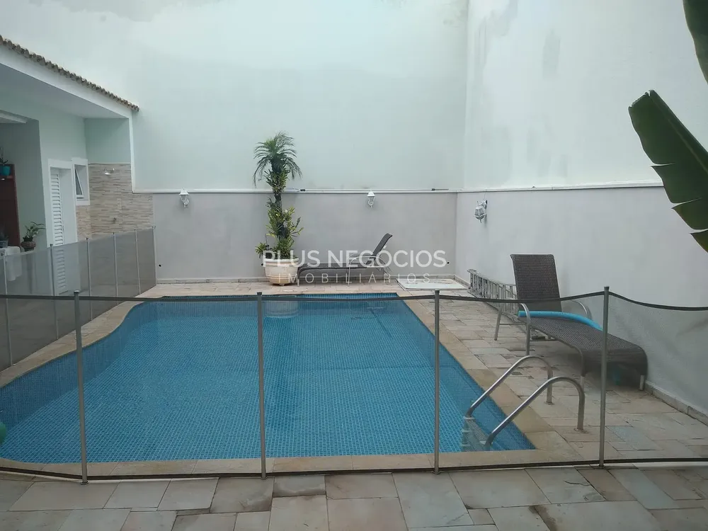 Casa, 4 quartos, 372 m² - Foto 2