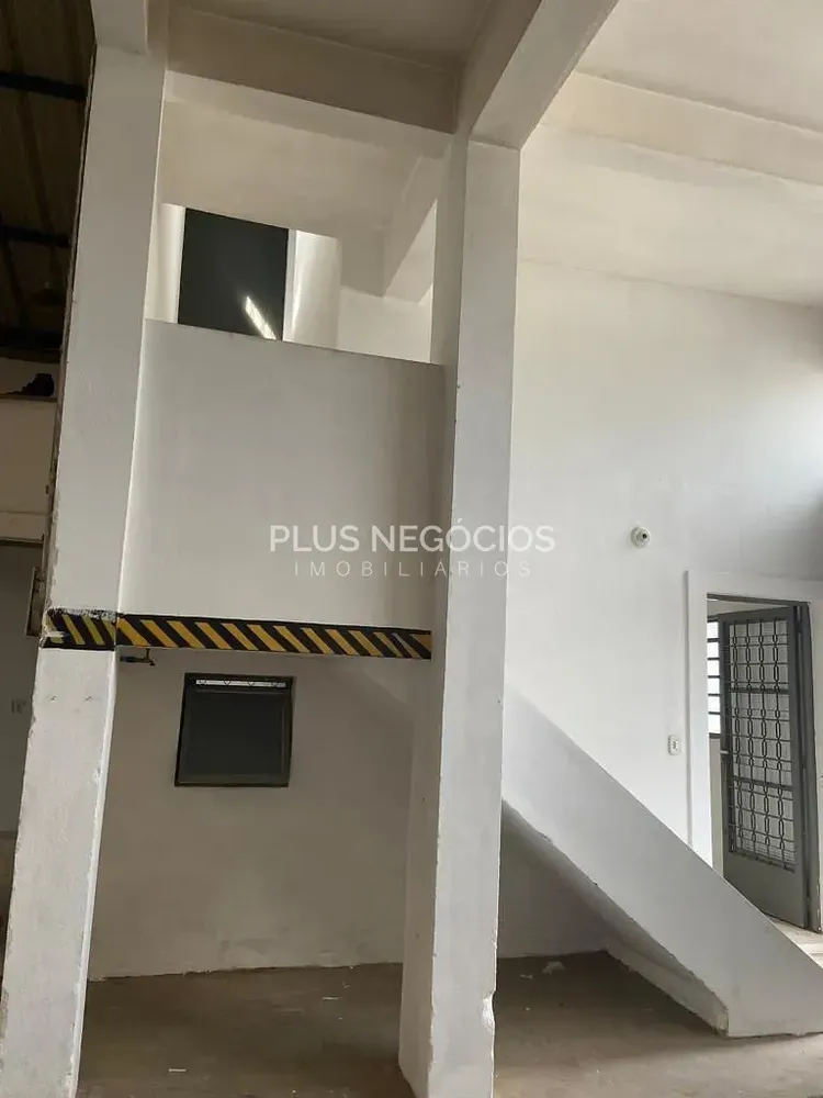 Depósito-Galpão, 300 m² - Foto 1