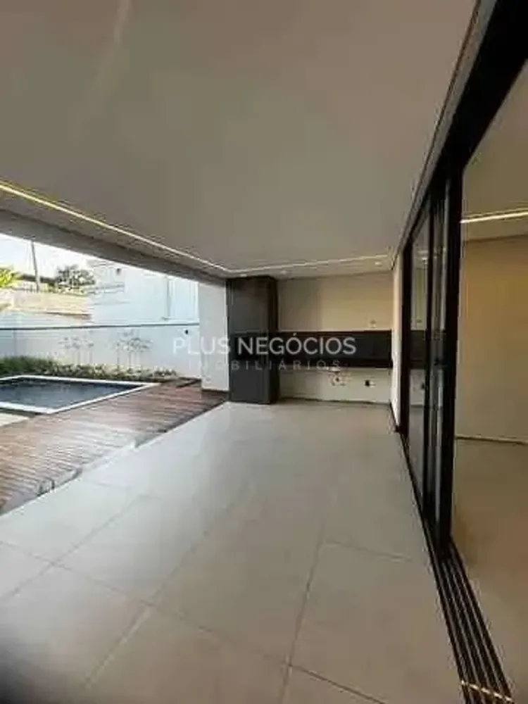Casa, 3 quartos, 250 m² - Foto 2