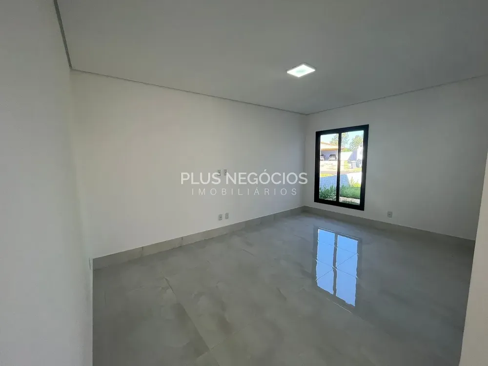Casa, 3 quartos, 350 m² - Foto 1