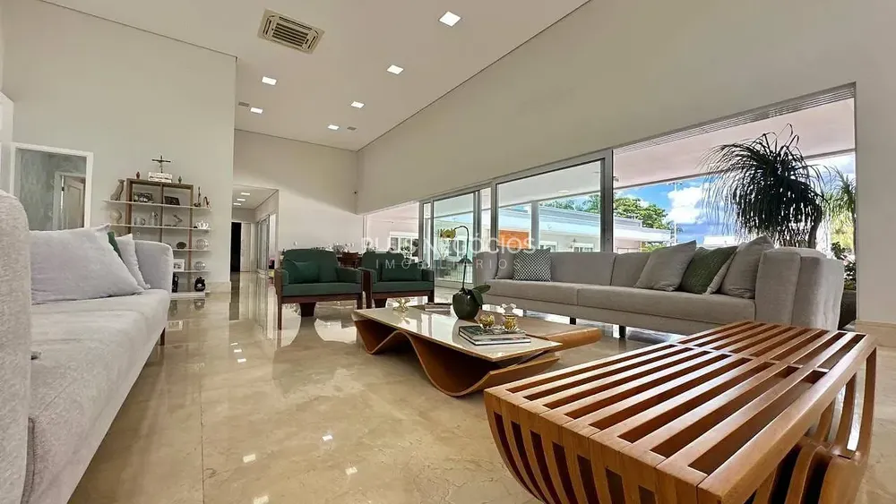 Casa, 6 quartos, 1810 m² - Foto 1