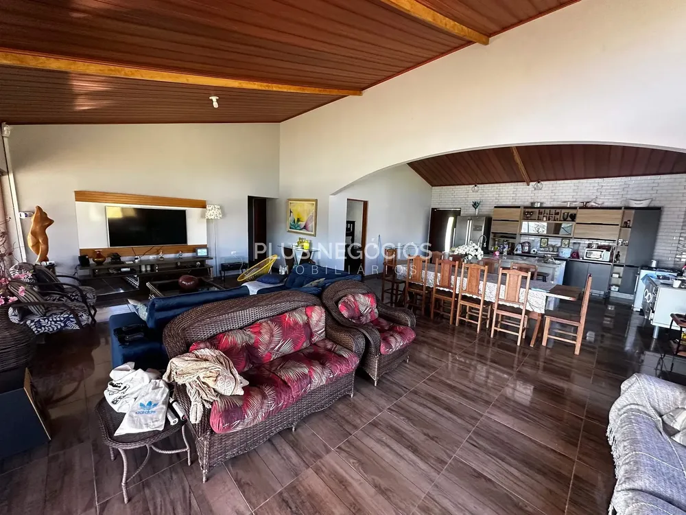 Chácara, 3 quartos, 2000 m² - Foto 3