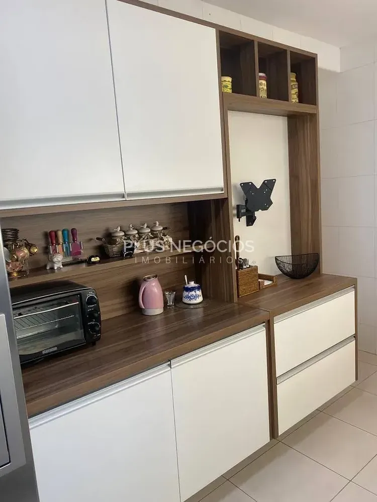 Apartamento, 4 quartos, 196 m² - Foto 2