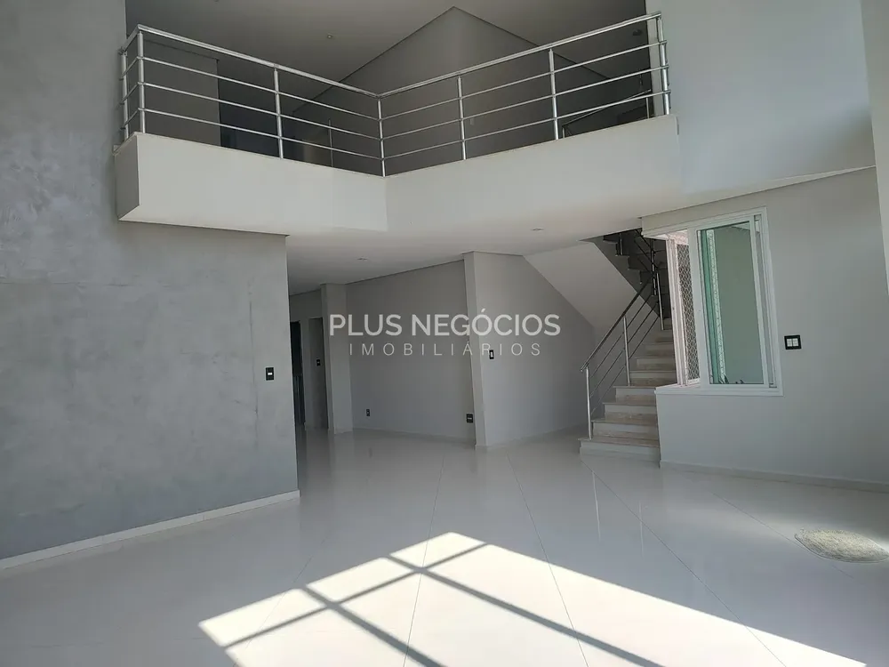 Casa, 4 quartos, 421 m² - Foto 1