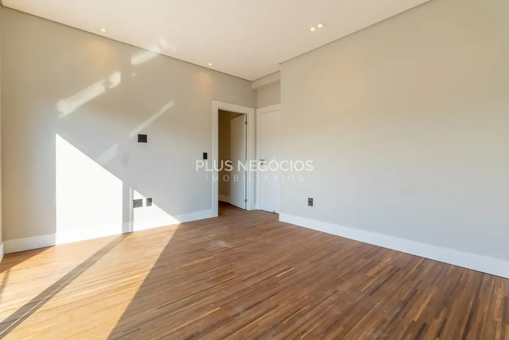 Casa, 3 quartos, 281 m² - Foto 5