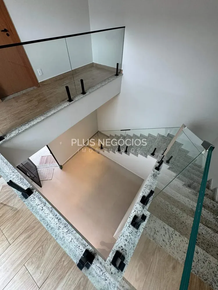 Casa, 3 quartos, 208 m² - Foto 2