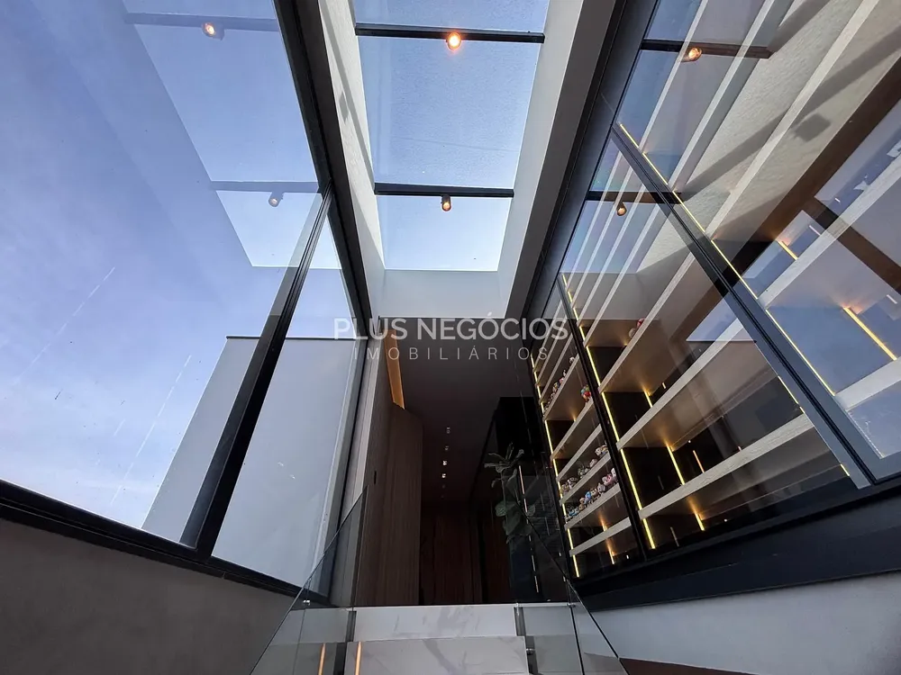 Casa, 4 quartos, 776 m² - Foto 1