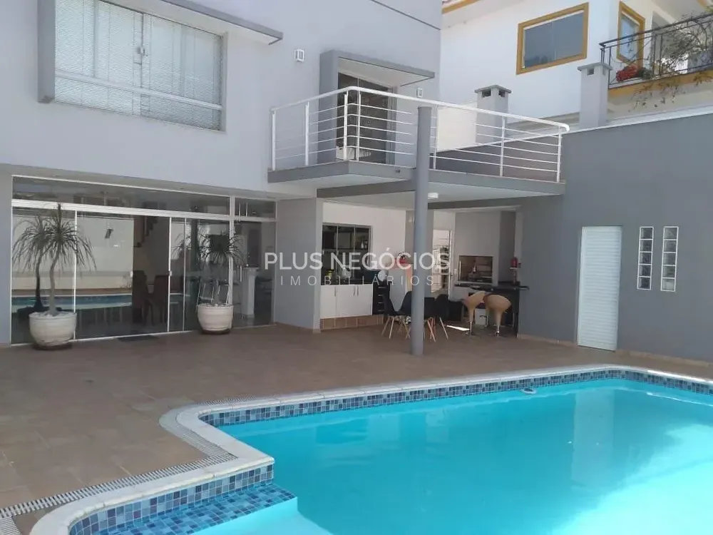 Casa, 3 quartos, 450 m² - Foto 1