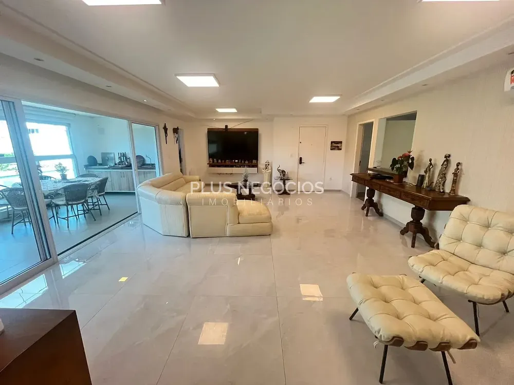 Apartamento, 3 quartos, 151 m² - Foto 1