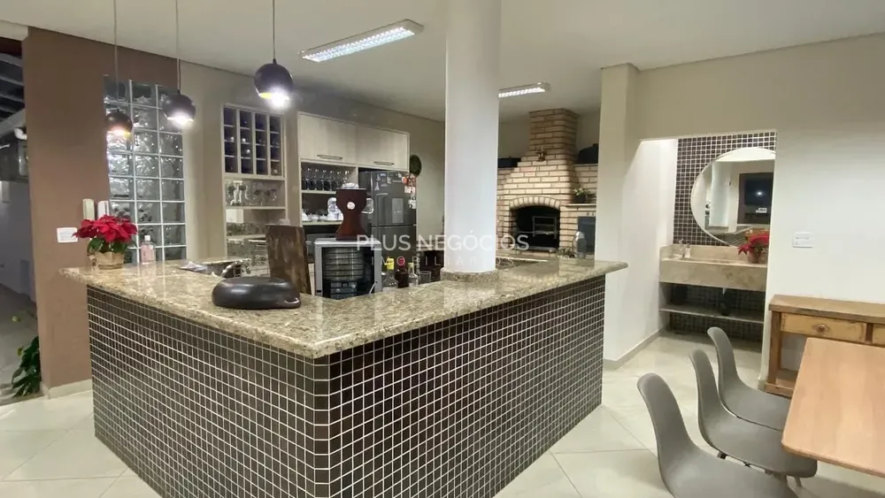 Casa, 3 quartos, 400 m² - Foto 6