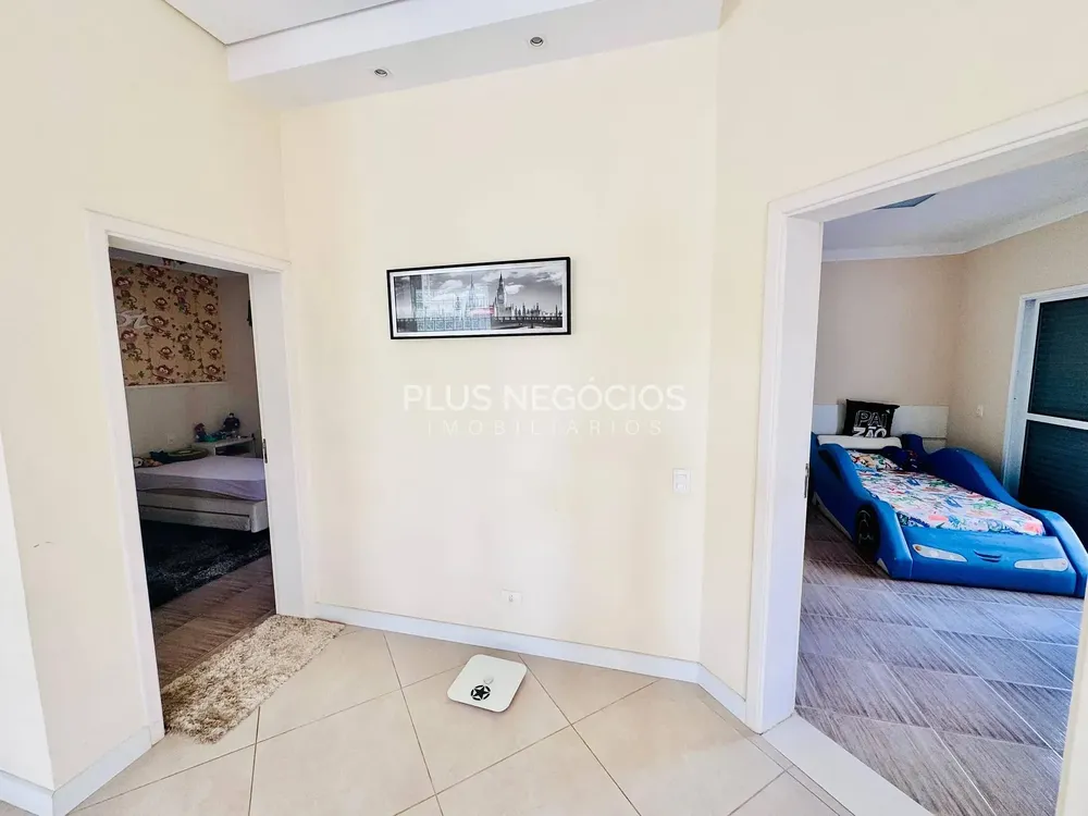 Casa, 4 quartos, 266 m² - Foto 2
