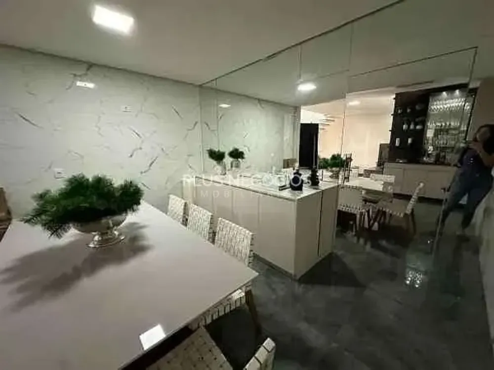 Casa, 3 quartos, 310 m² - Foto 4