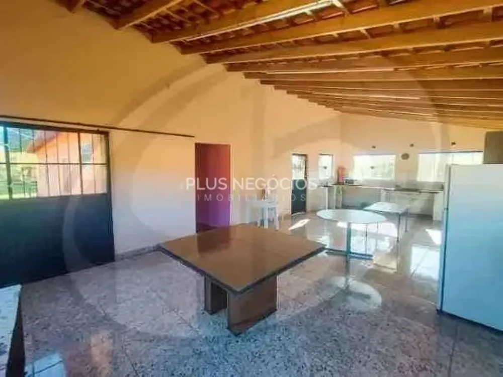 Sítio, 3 quartos, 314 m² - Foto 2