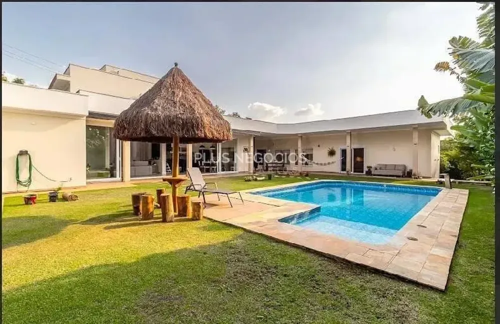 Casa, 3 quartos, 285 m² - Foto 1