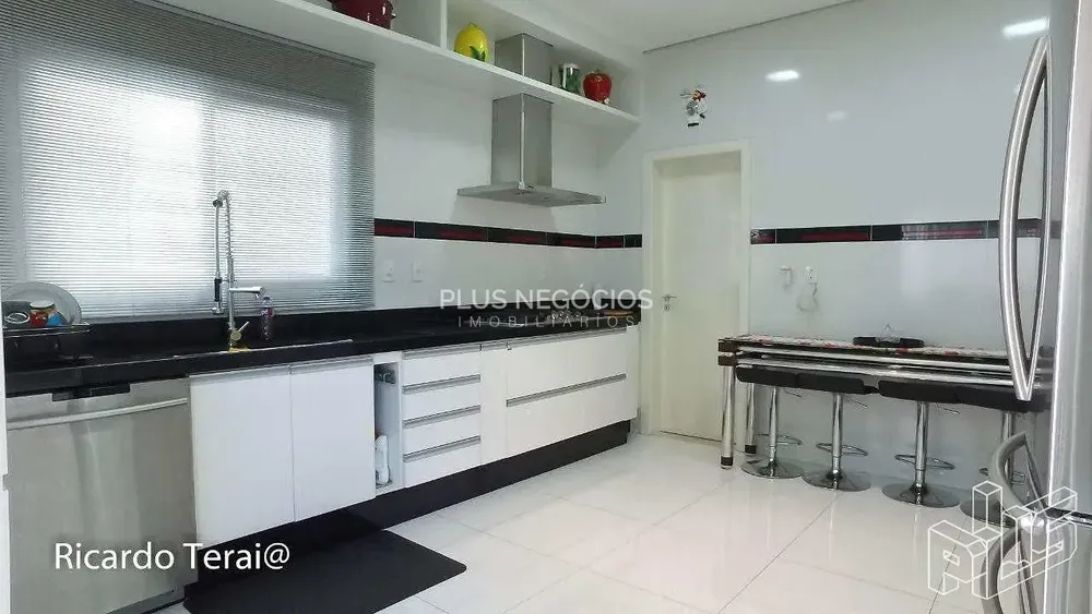 Casa, 4 quartos, 430 m² - Foto 3