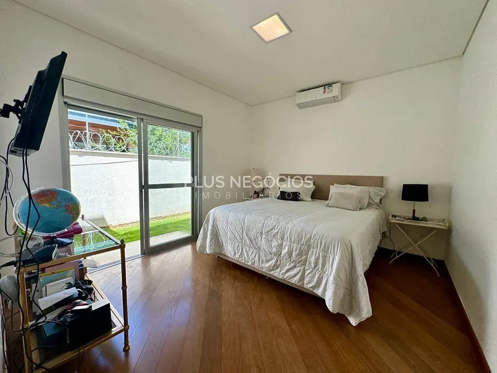 Casa, 4 quartos, 478 m² - Foto 2