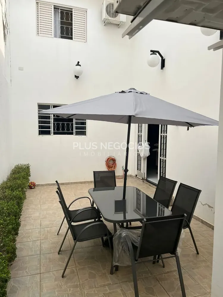 Casa, 3 quartos, 245 m² - Foto 10