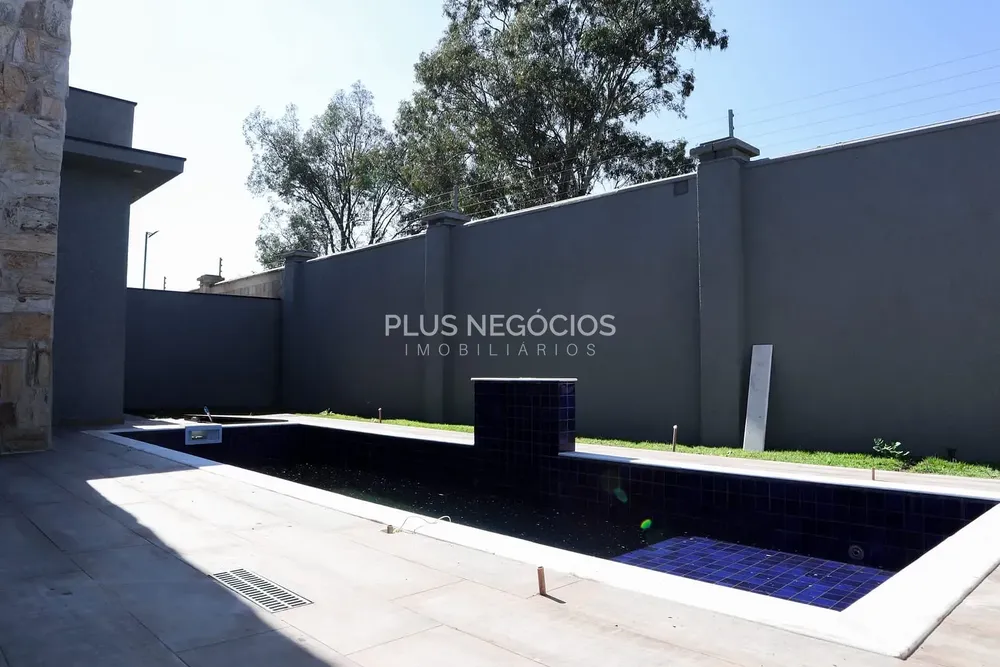 Casa, 3 quartos, 223 m² - Foto 2
