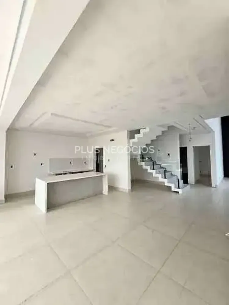 Casa, 4 quartos, 360 m² - Foto 1
