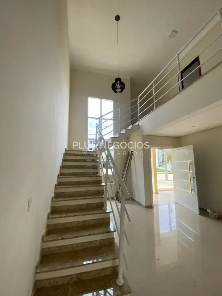 Casa, 3 quartos, 250 m² - Foto 2