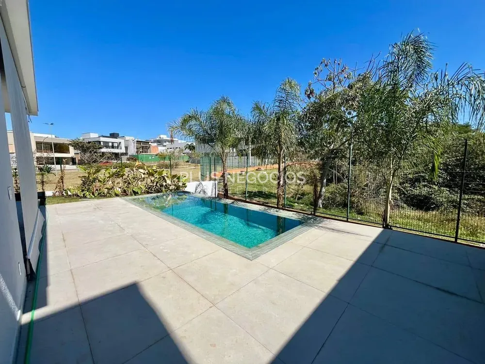 Casa, 5 quartos, 394 m² - Foto 2