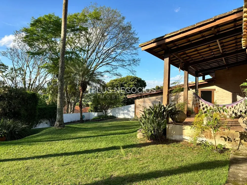 Casa, 4 quartos, 369 m² - Foto 1