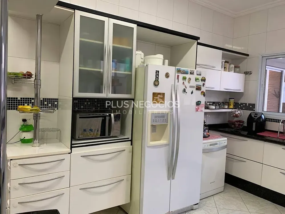 Casa, 3 quartos, 410 m² - Foto 2