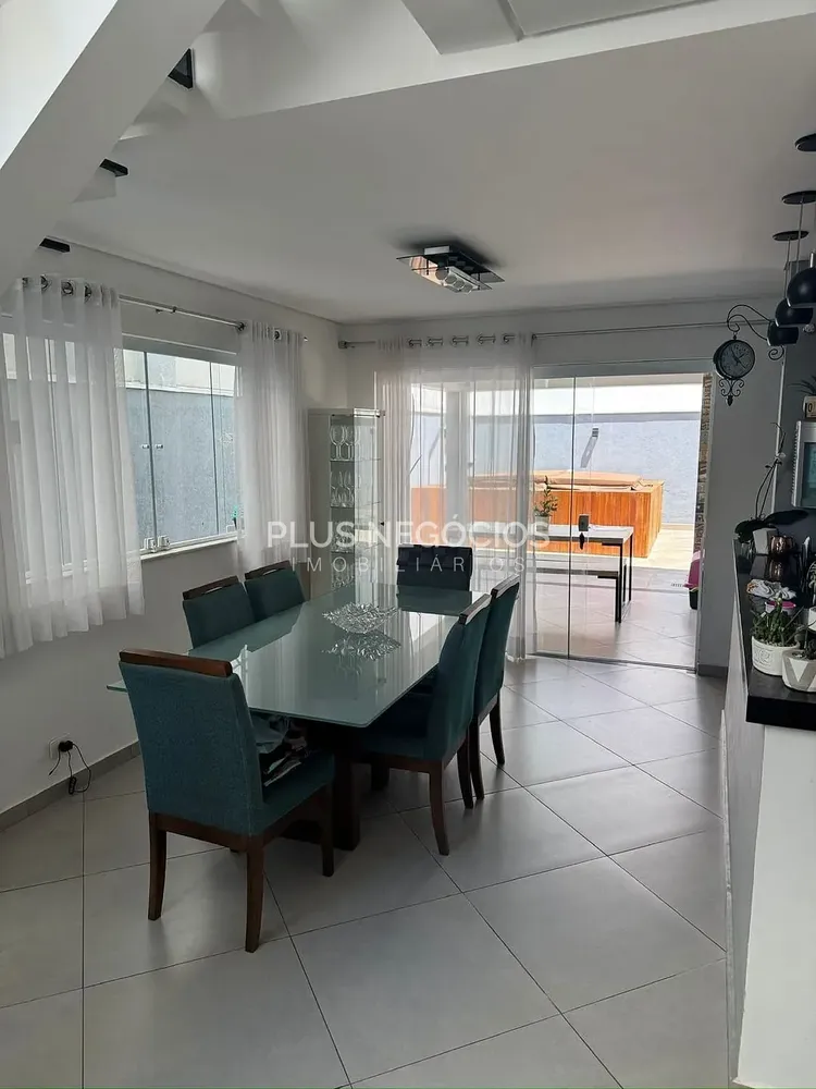 Casa, 3 quartos, 176 m² - Foto 8