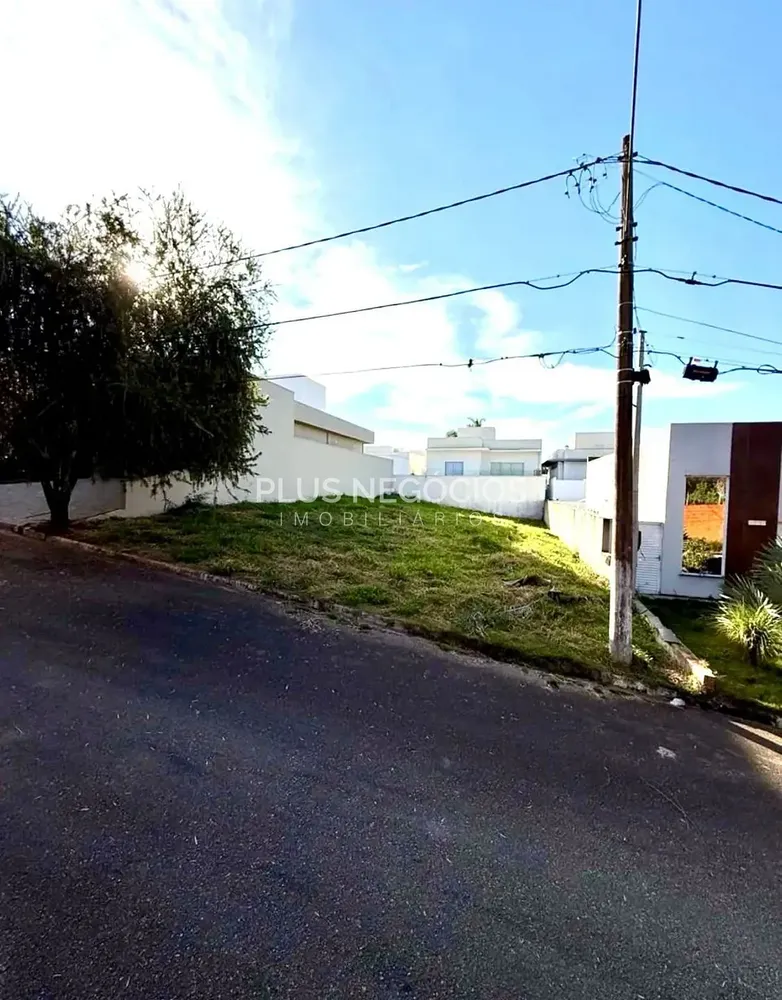 Terreno, 300 m² - Foto 1