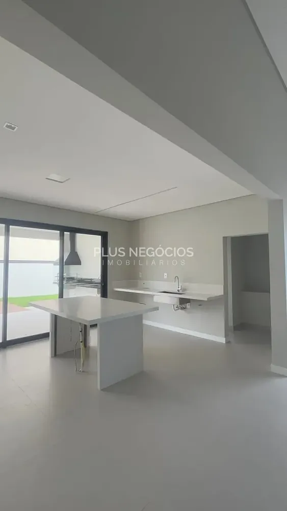 Casa, 3 quartos, 294 m² - Foto 2