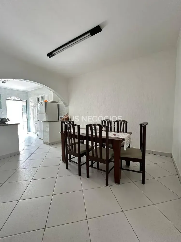 Casa, 3 quartos, 127 m² - Foto 2