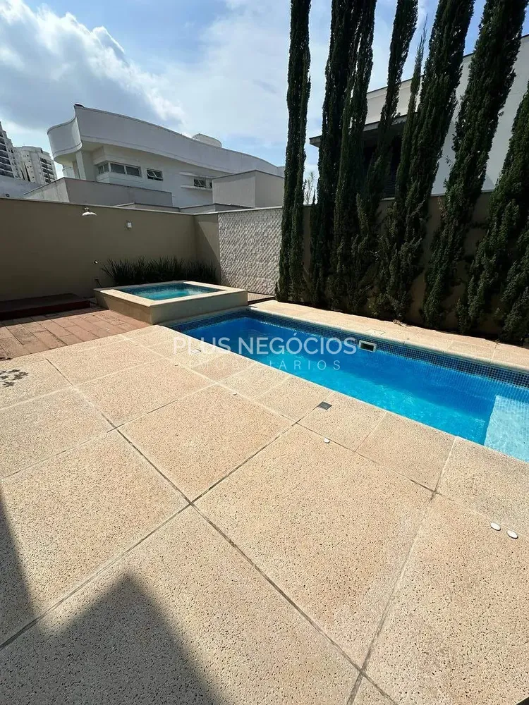 Sobrado, 4 quartos, 397 m² - Foto 2