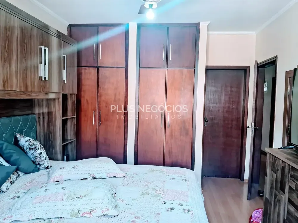 Casa, 3 quartos, 293 m² - Foto 9