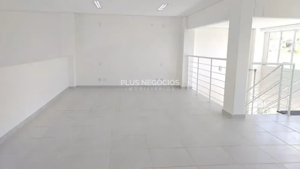 Sobrado, 1 quarto, 600 m² - Foto 6