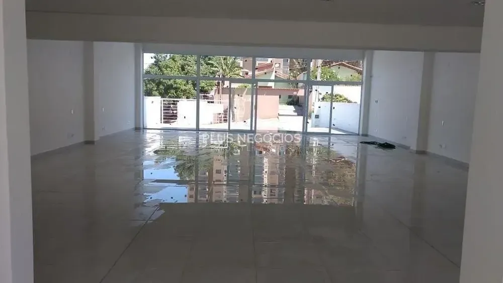 Sobrado, 1 quarto, 600 m² - Foto 2