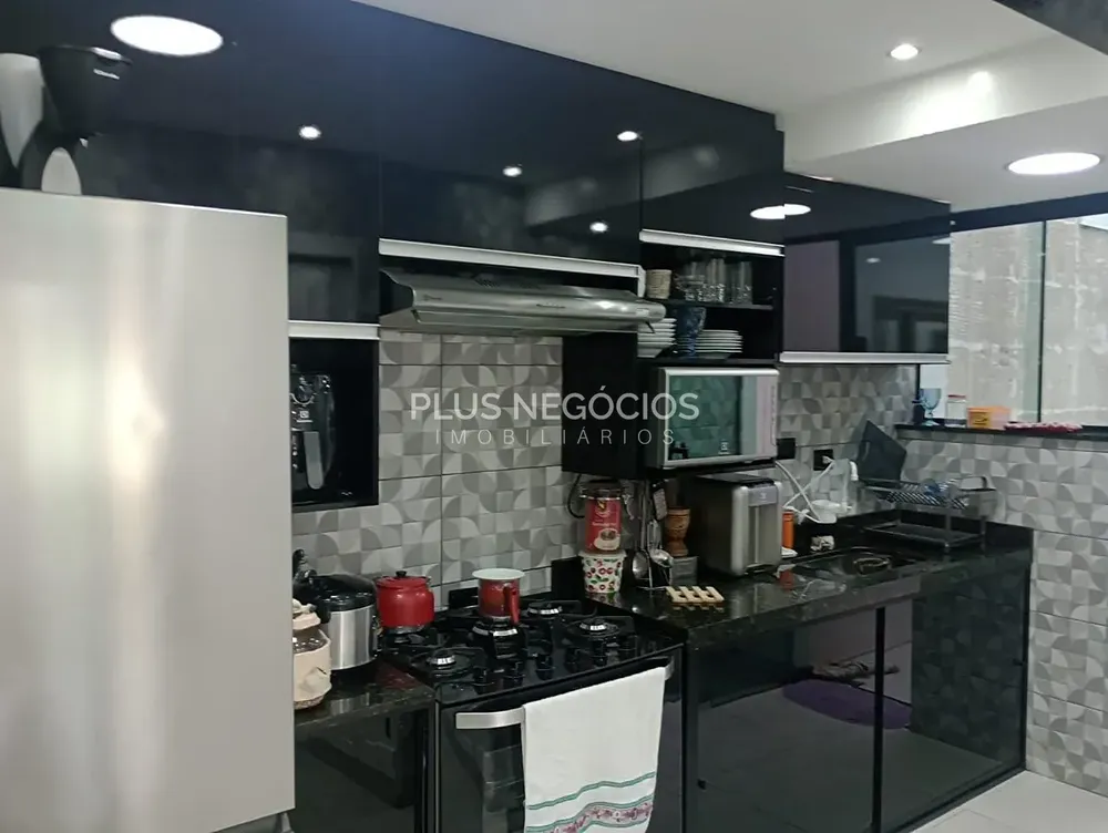 Casa, 3 quartos, 300 m² - Foto 2