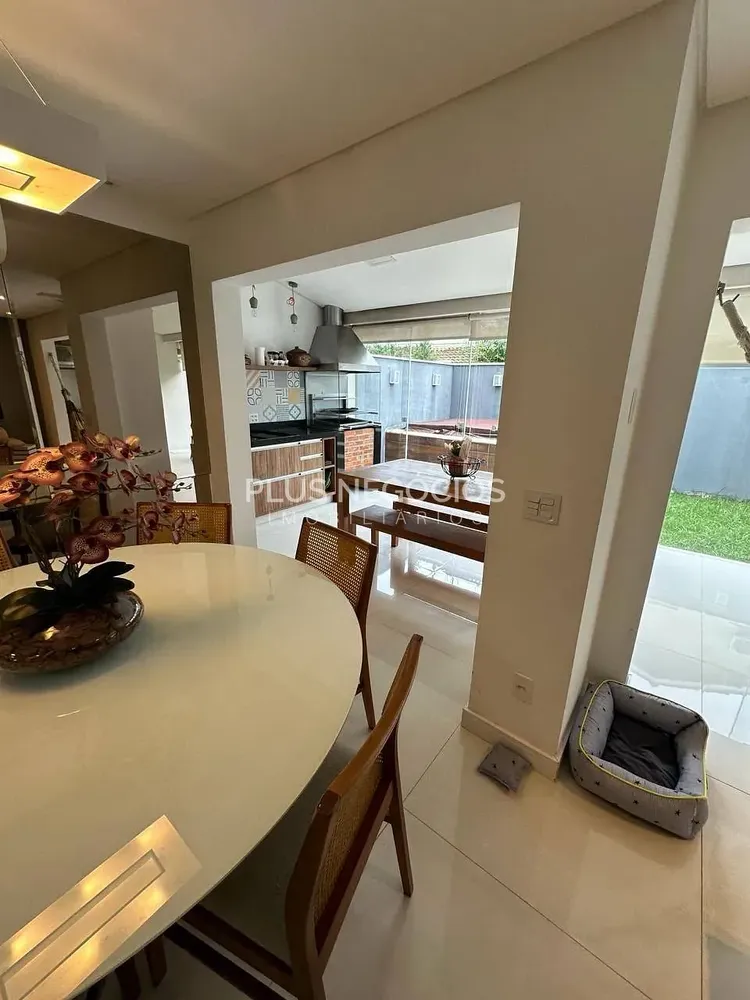 Casa, 3 quartos, 180 m² - Foto 4