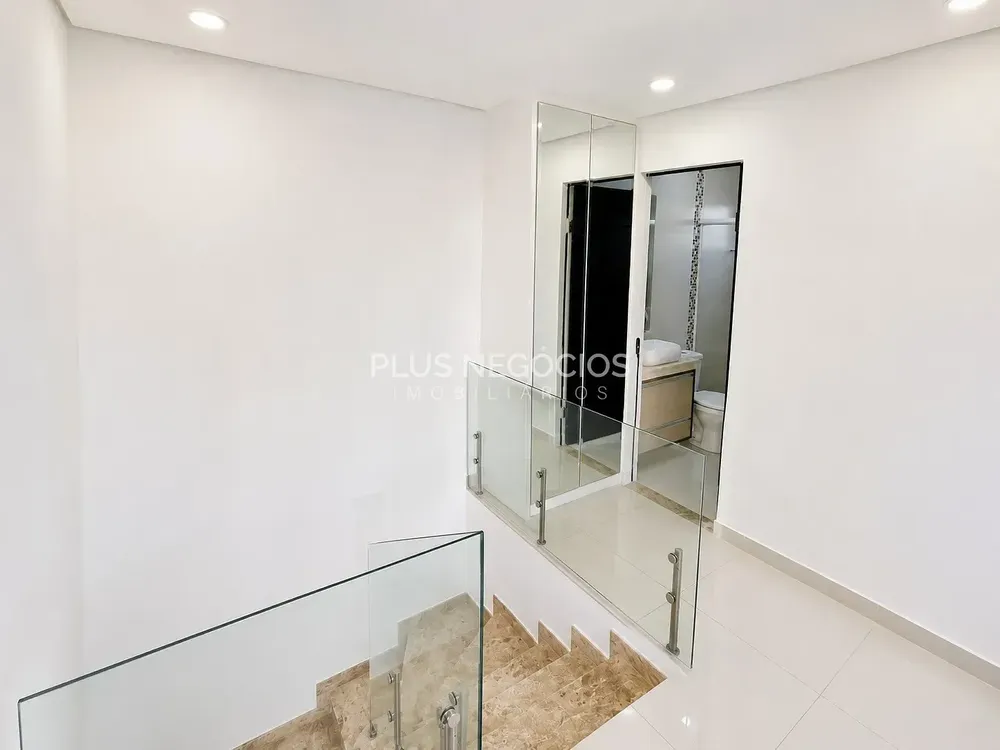 Casa, 3 quartos, 114 m² - Foto 2