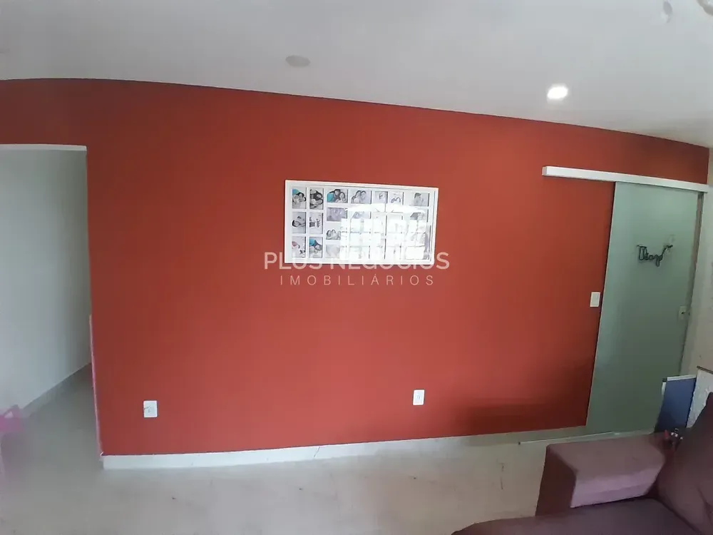Casa, 3 quartos, 218 m² - Foto 2
