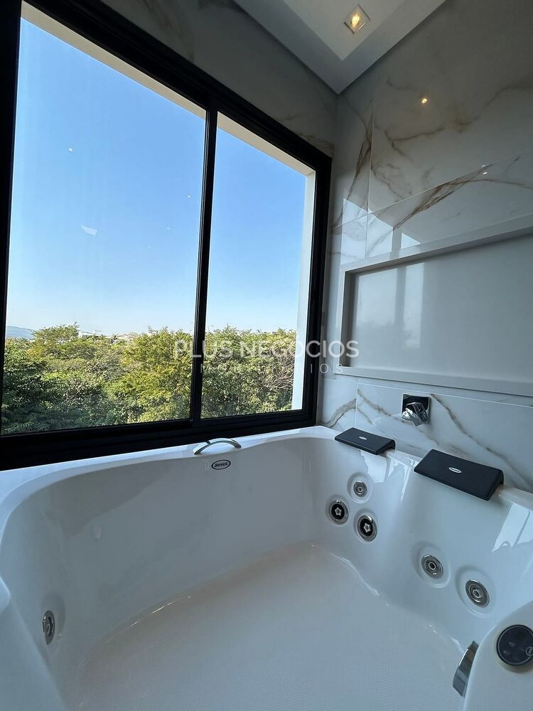 Casa, 4 quartos, 387 m² - Foto 1